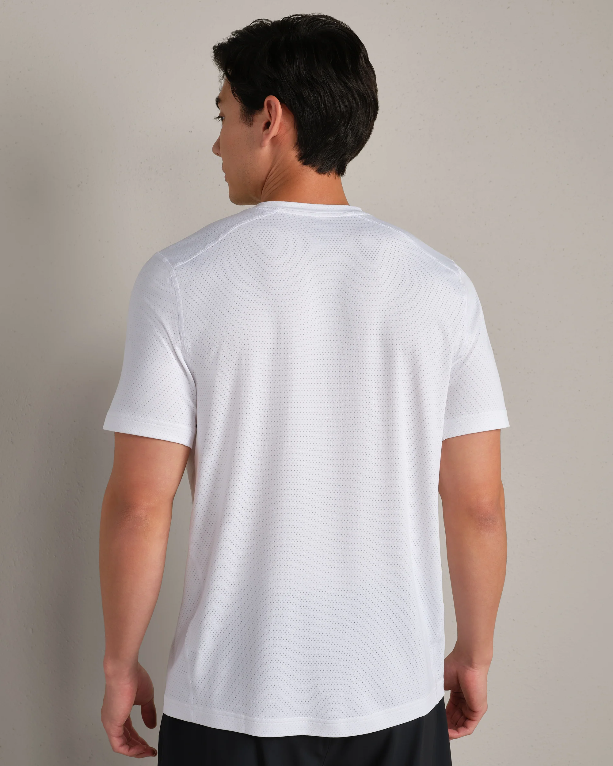 Essential Solid Tee